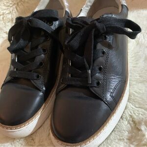 Johnston & Murphy Black and White TruFoam Shoes